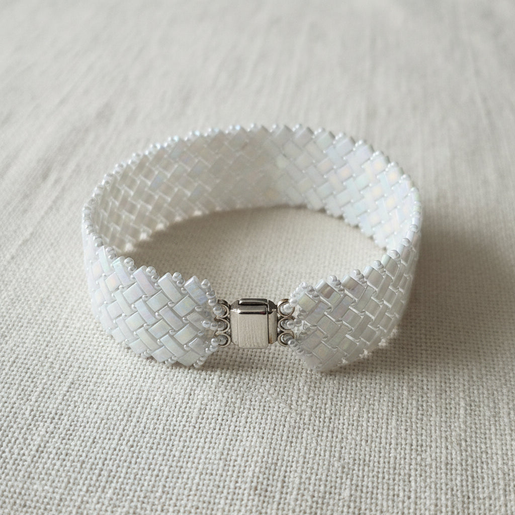 Bracelet Half Tila coloris Blanc nuage – perles Miyuki fait main en France