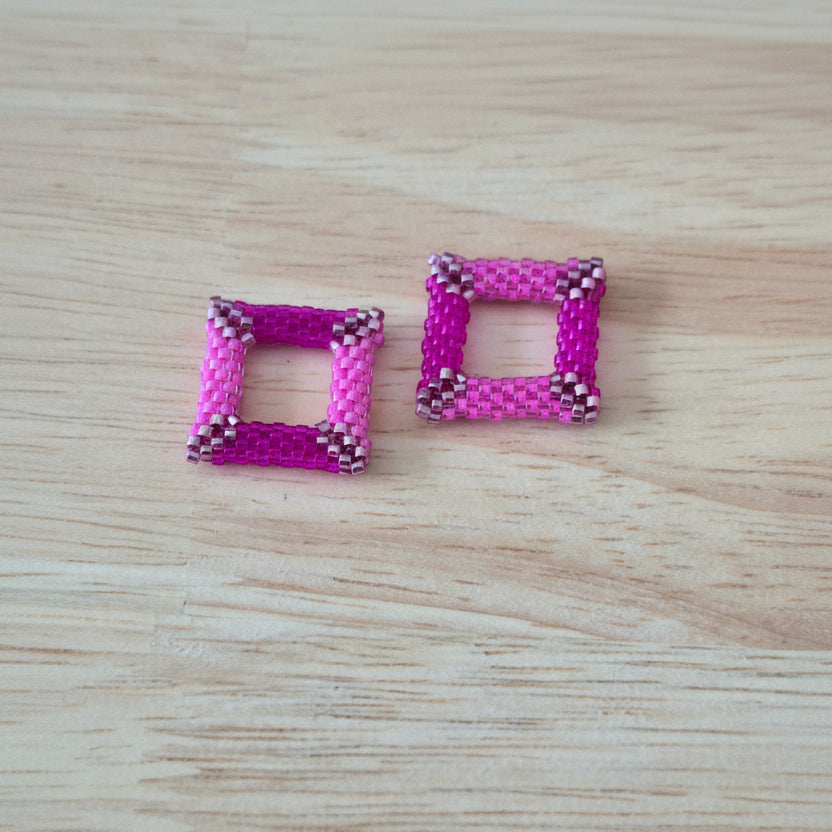 Pampilles carrées interchangeables  Fuschia perles Miyuki fait main en France – bijou géométrique femme